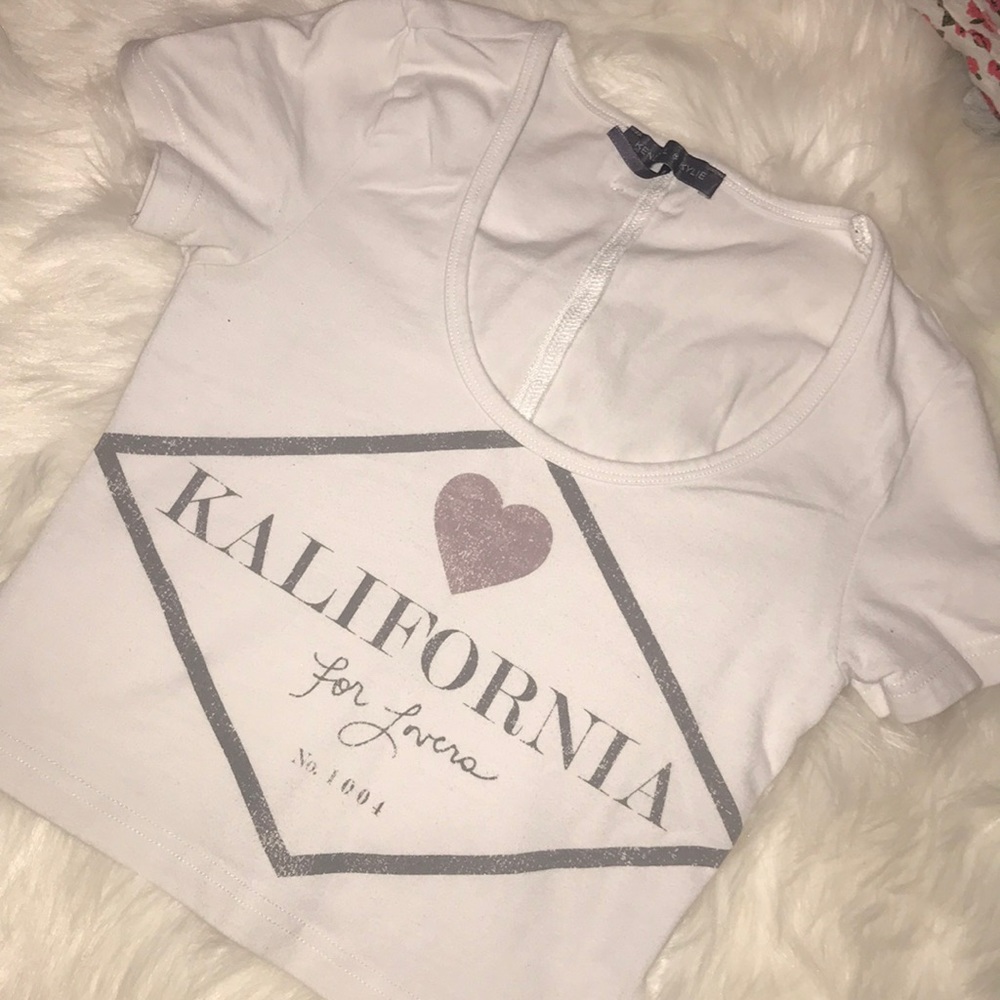 Kendall & Kylie Jenner white crop top